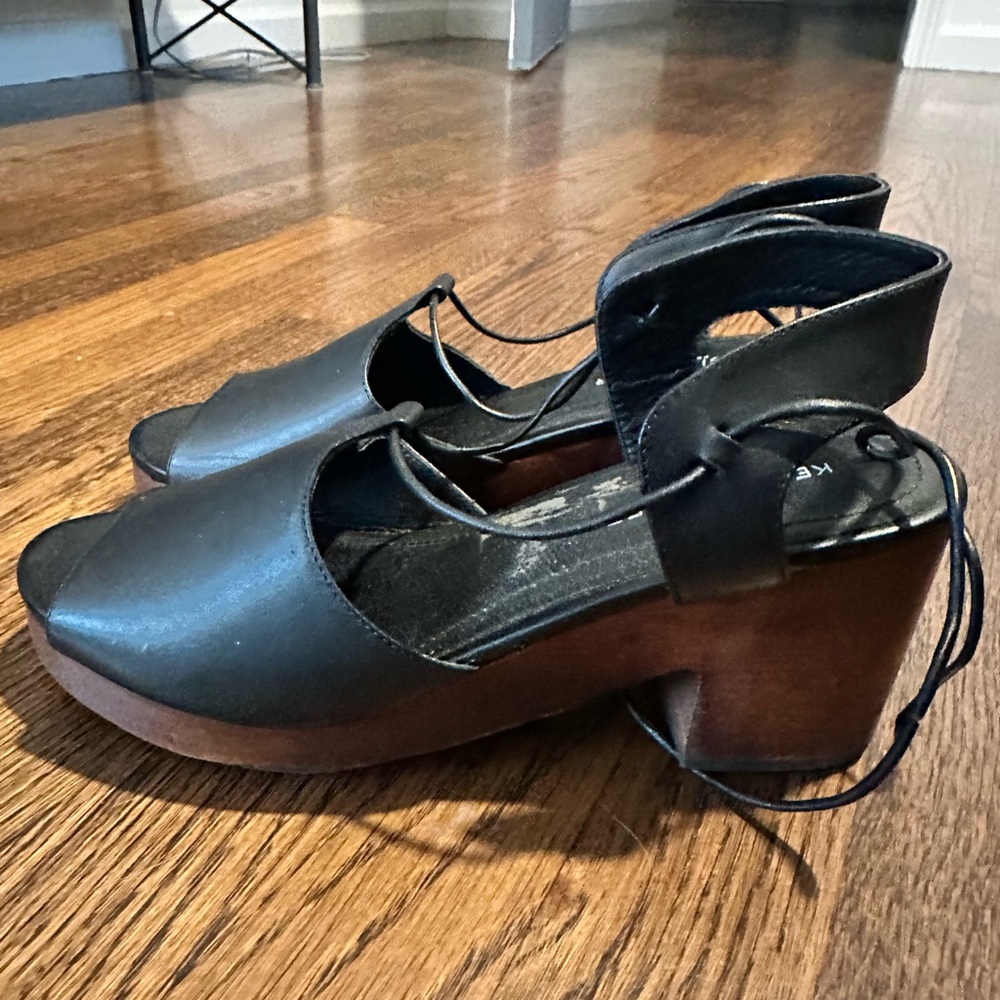 Kelsi Dagger Black and Brown Platform Sandals